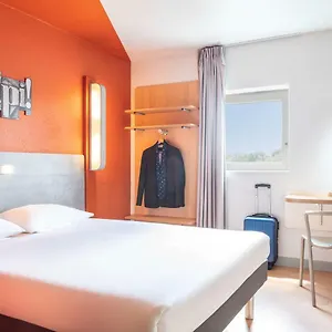 ** Hotel Ibis Budget Grigny Centre France